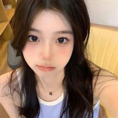 战火中的小狐狸